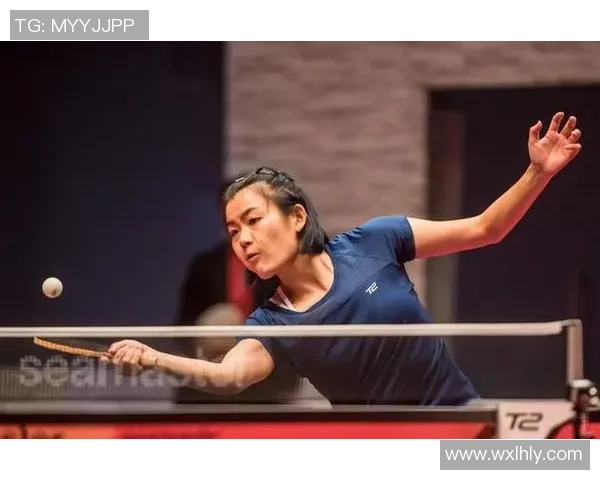 南京足球队强势领跑联赛积分榜以74分稳居第一位置